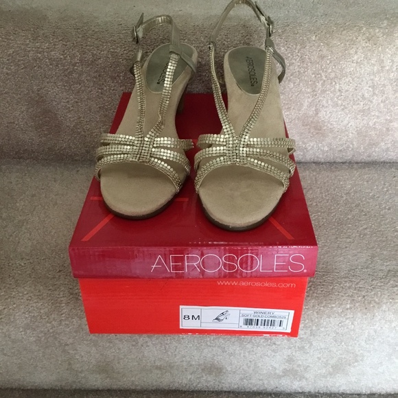 Shoes - Picture 2 of 3